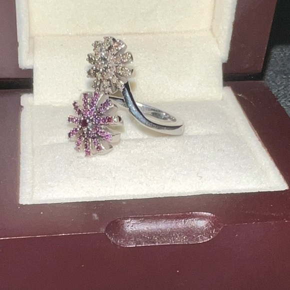 Beautiful Champagne and Purple Diamond Ring - Picture 3 of 5